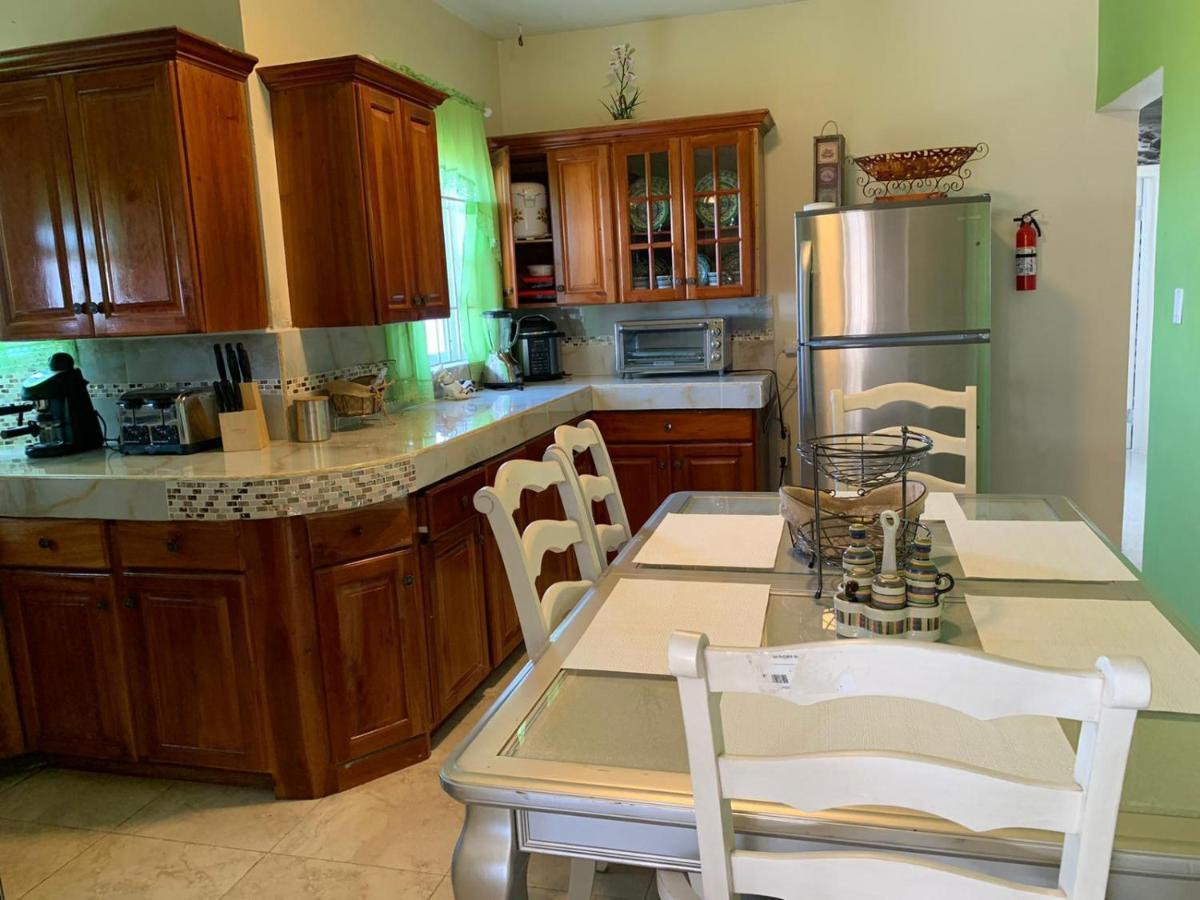 Apartmán Bella Vista Vacation Montego Bay Exteriér fotografie